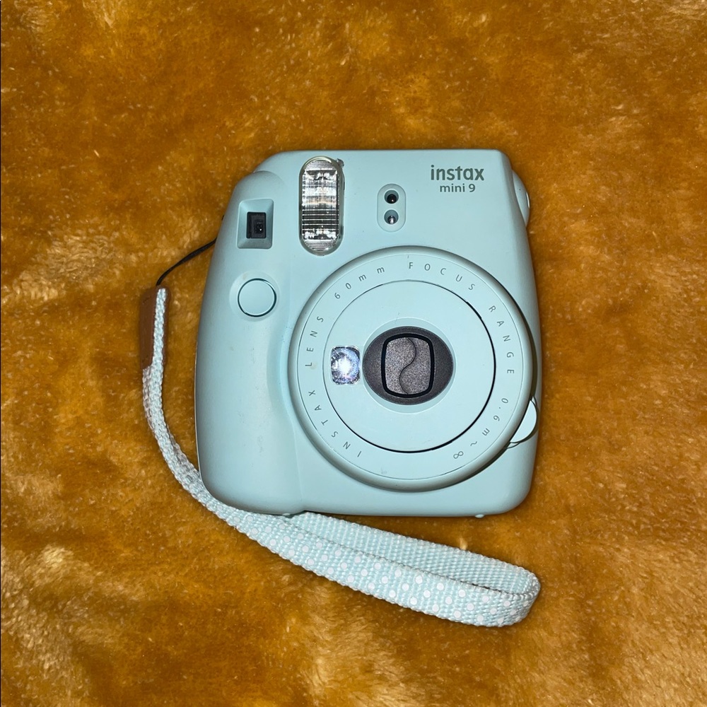 polaroid camera